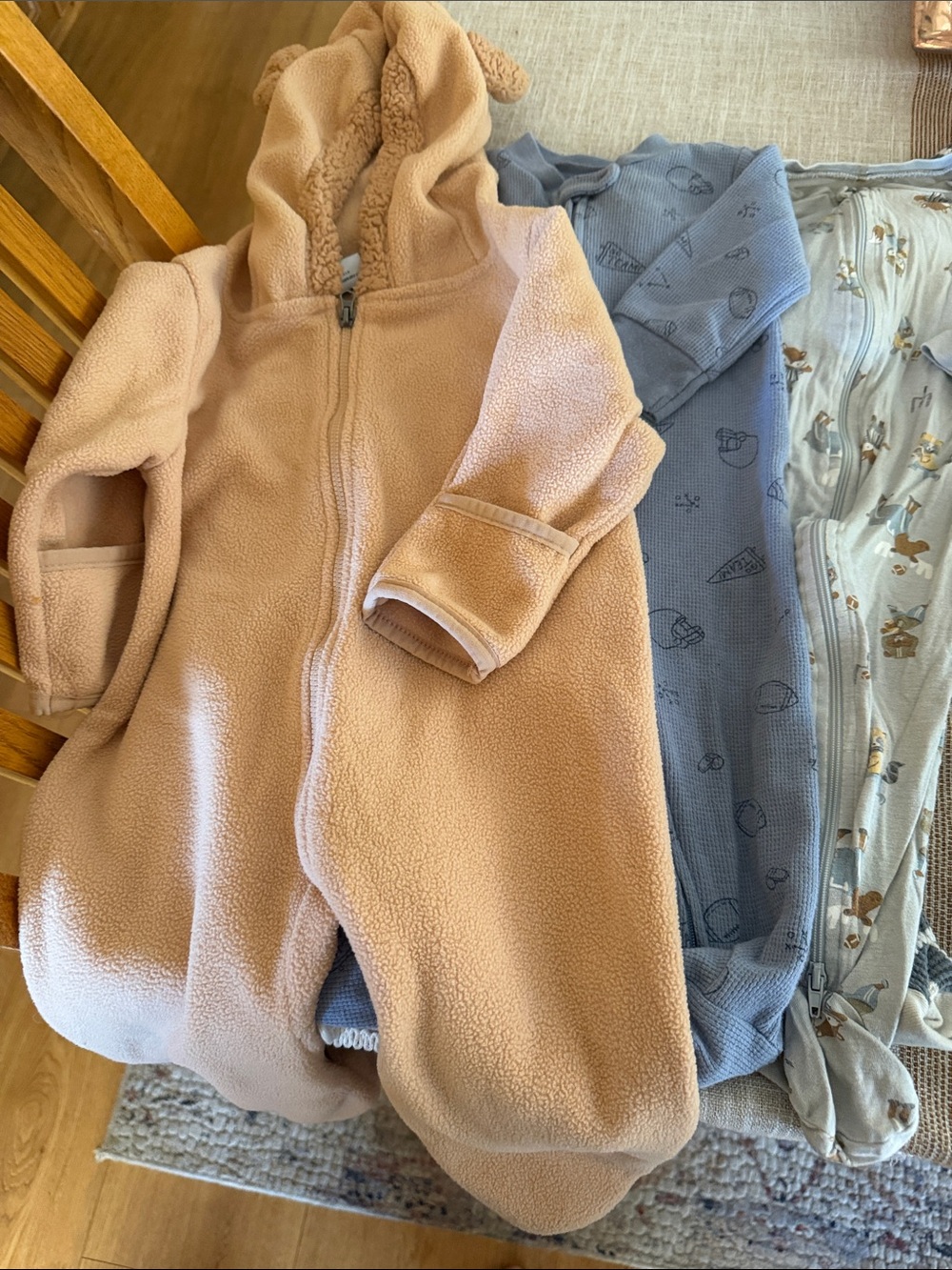 Baby boy bundle of 6 zip up onesies 6/9 month - Picture 4 of 16